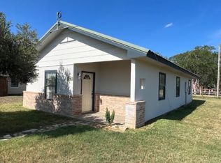 24 Rodriguez Ln, Hebbronville, TX 78361