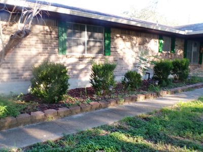 1036 Hilltop Rd, Beeville, TX, 78102