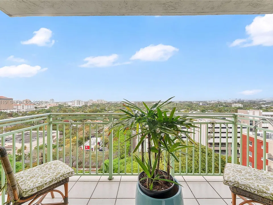 3500 Coral Way #Penthouse 10