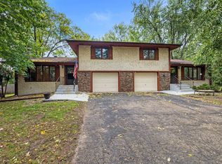 10620 Johnson Cir, Bloomington, MN 55437