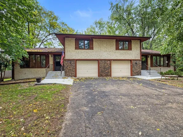10620 Johnson Cir, Bloomington, MN 55437