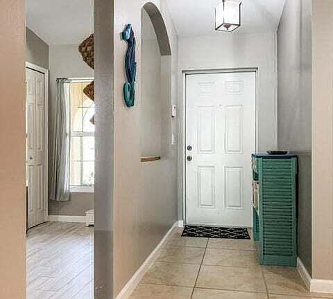 3rd image of 1070 Luminary Cir APT 106