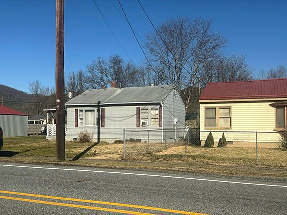 2nd image of 809 Market Ave