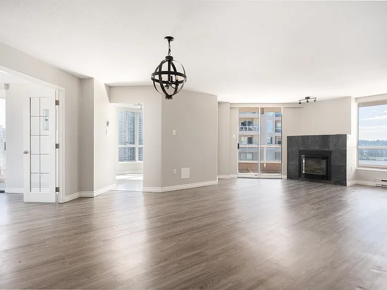 1235 Quayside Dr #1704 — Photo 8