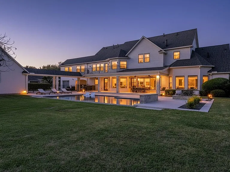2703 Cavallo Pass — Photo 2