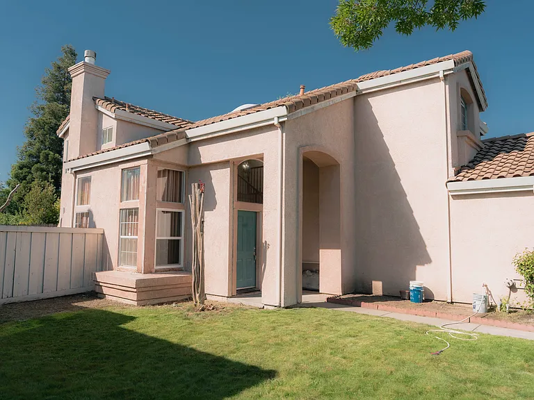 925 Magnolia Ct — Photo 17