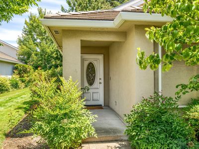 617 Cherrywood Dr, Medford, OR, 97504