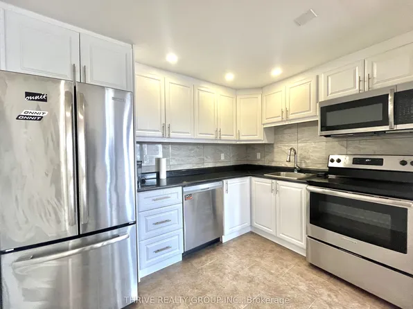 1288 Commissioners Rd W, London, ON