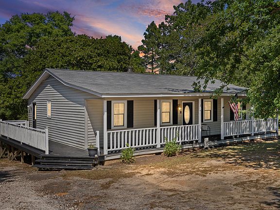 2nd image of 332 Blanchard Road