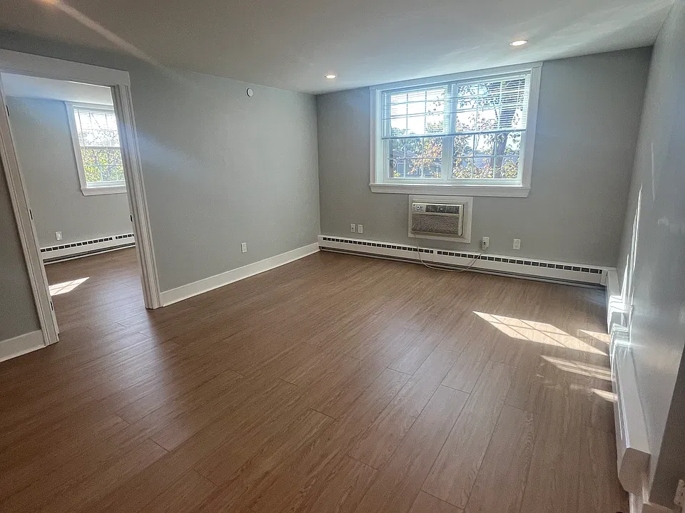 132 Sherman St #12