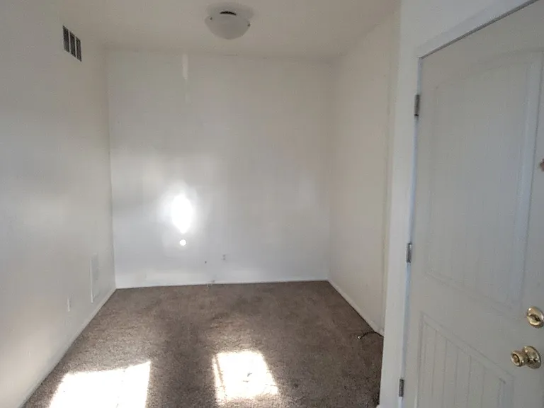 434-502 W Main St — Photo 3