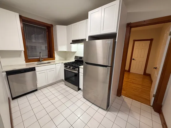 527 Chapel St, New Haven, CT