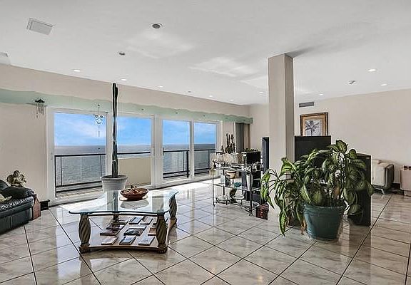 4th image of 1500 S Ocean Boulevard #PHA