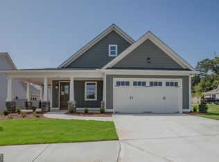 107 Live Oak Ln, Carrollton, GA 30117