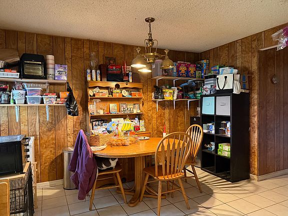 5th image of 7235 Larchmont Dr