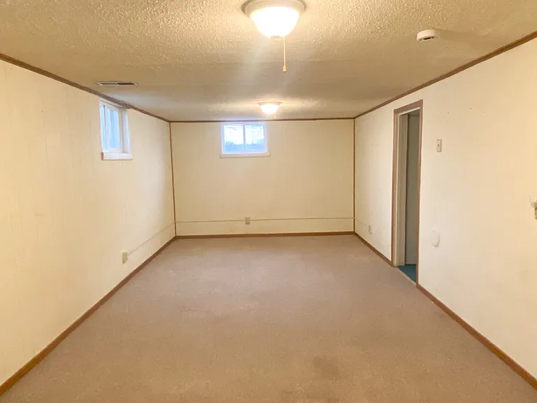 1959 Lincoln Dr — Photo 11