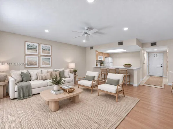 1750 NE 39th Ct APT 803, Pompano Beach, FL 33064