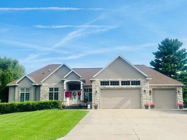 740 Bridgeview Bay Dr, Muskegon, MI 49441