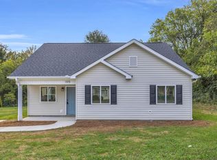 105 Hunter St, Abbeville, SC 29620