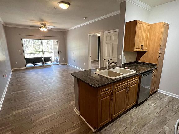 3rd image of 12953 Centre Park Cir APT 118