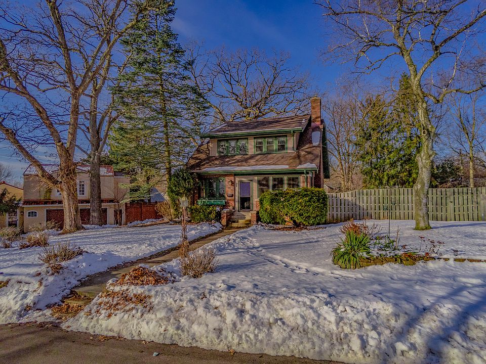 1st image of 116 Oak Knolls Ave