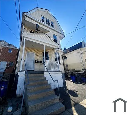 3 bed, $1,950 — Photo 3