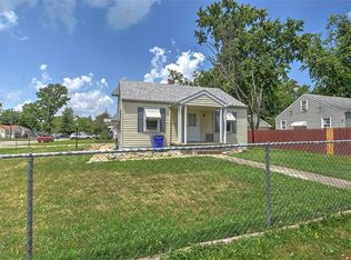 1201 N Dennis Ave, Decatur, IL 62522