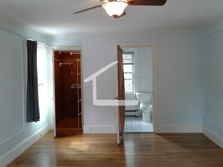 122 Lake St #122 — Photo 26