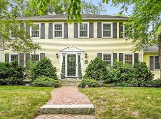 9 Oak Hill Rd, Natick, MA 01760