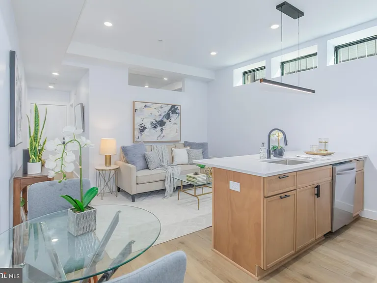 1012 17th Pl NE #1 — Photo 9