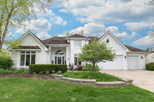 1st image of 3211 White Eagle Dr
