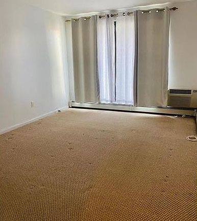 5th image of 1116 Warburton Ave