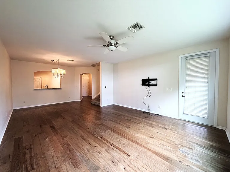 9701 Roundstone Cir — Photo 14