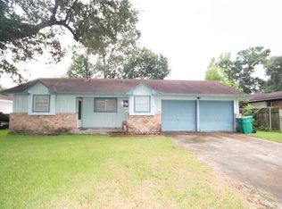 1917 Maple Ave, Orange, TX 77632
