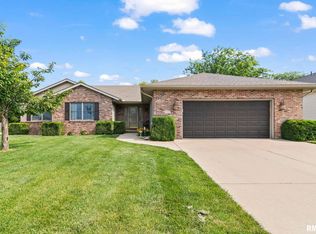 5313 Jaeger Dr, Springfield, IL 62711