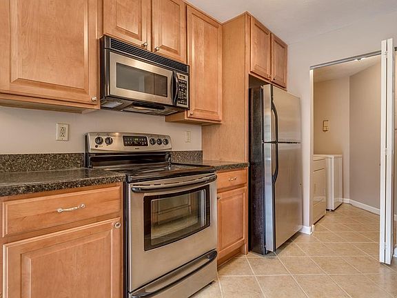 2nd image of 220 Fox Hollow Dr APT 111