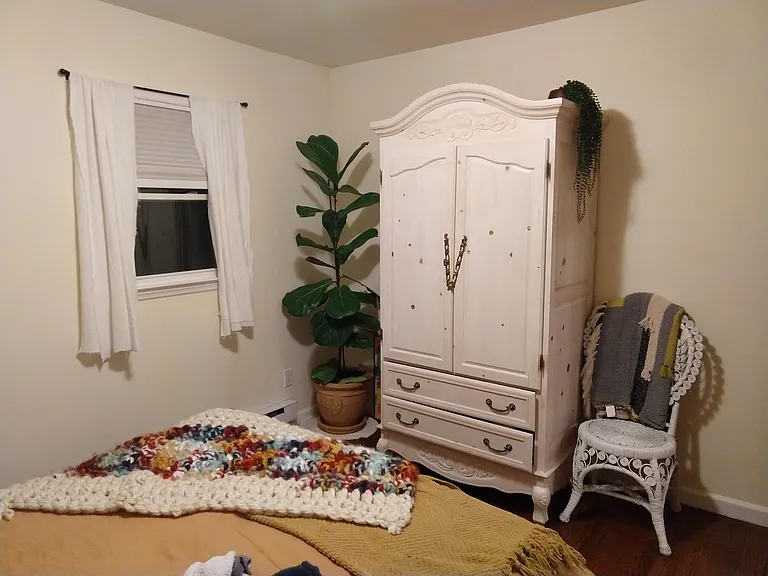 5 Warren St #2 — Photo 23