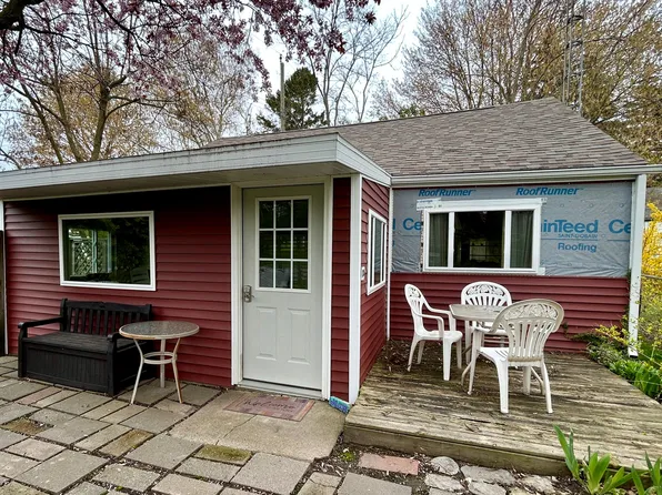 6770 Center St, Caseville, MI 48725