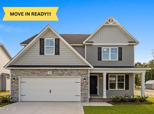 165 Tides End Dr, Holly Ridge, NC 28445