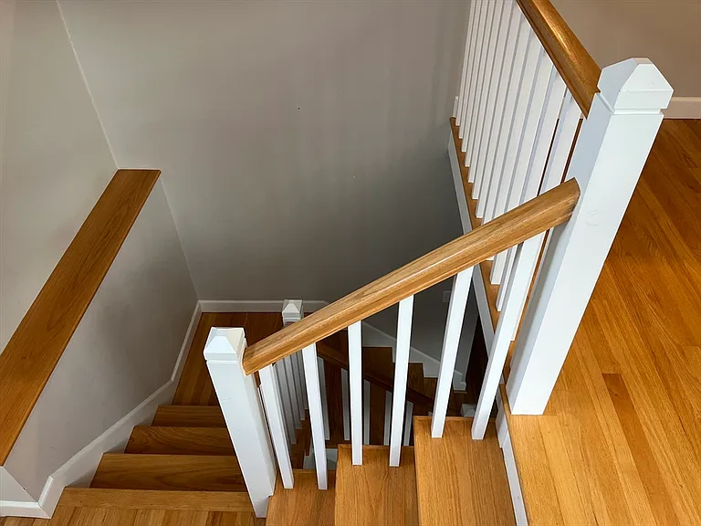 12 Lois Ln #12 — Photo 8