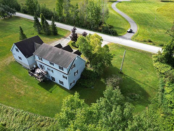 5th image of 892 Burton Hill Road