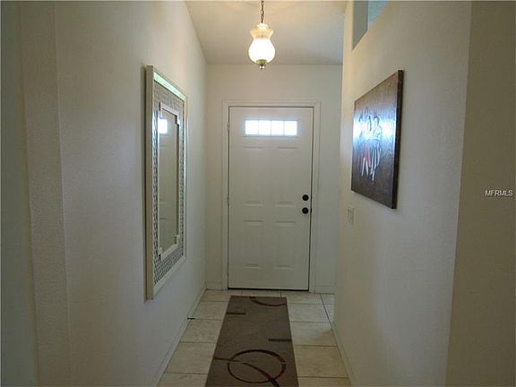 4th image of 1125 Feather Dr