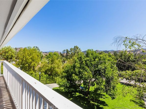 28241 Foothill Dr, Agoura Hills, CA 91301
