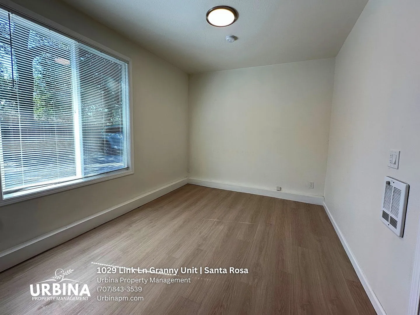1029 Link Lane — Photo 4