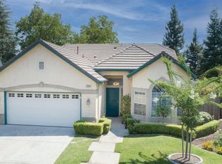 2200 Dawson Cove Ln S, Clovis, CA 93611