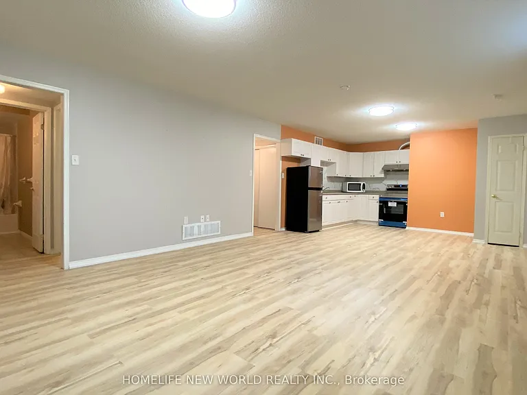 18 Ambler Bay — Photo 3