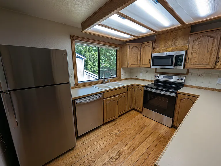Fortner Dr SW — Photo 3