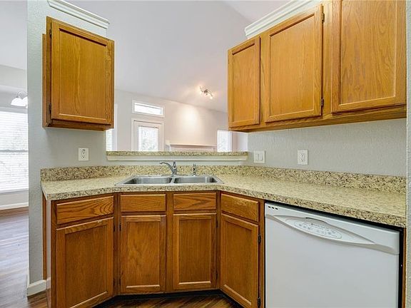 4th image of 512 Purple Sage Dr