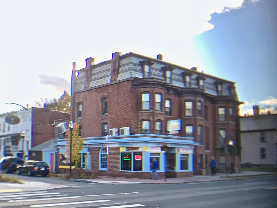 36 Franklin St #3