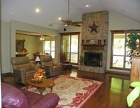 1st image of 701 Clower Ln